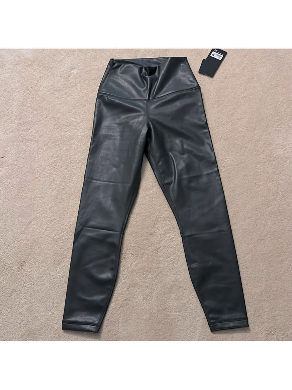 90 Degrees leatherette leggings in deep Forest green - Picture 1 of 5